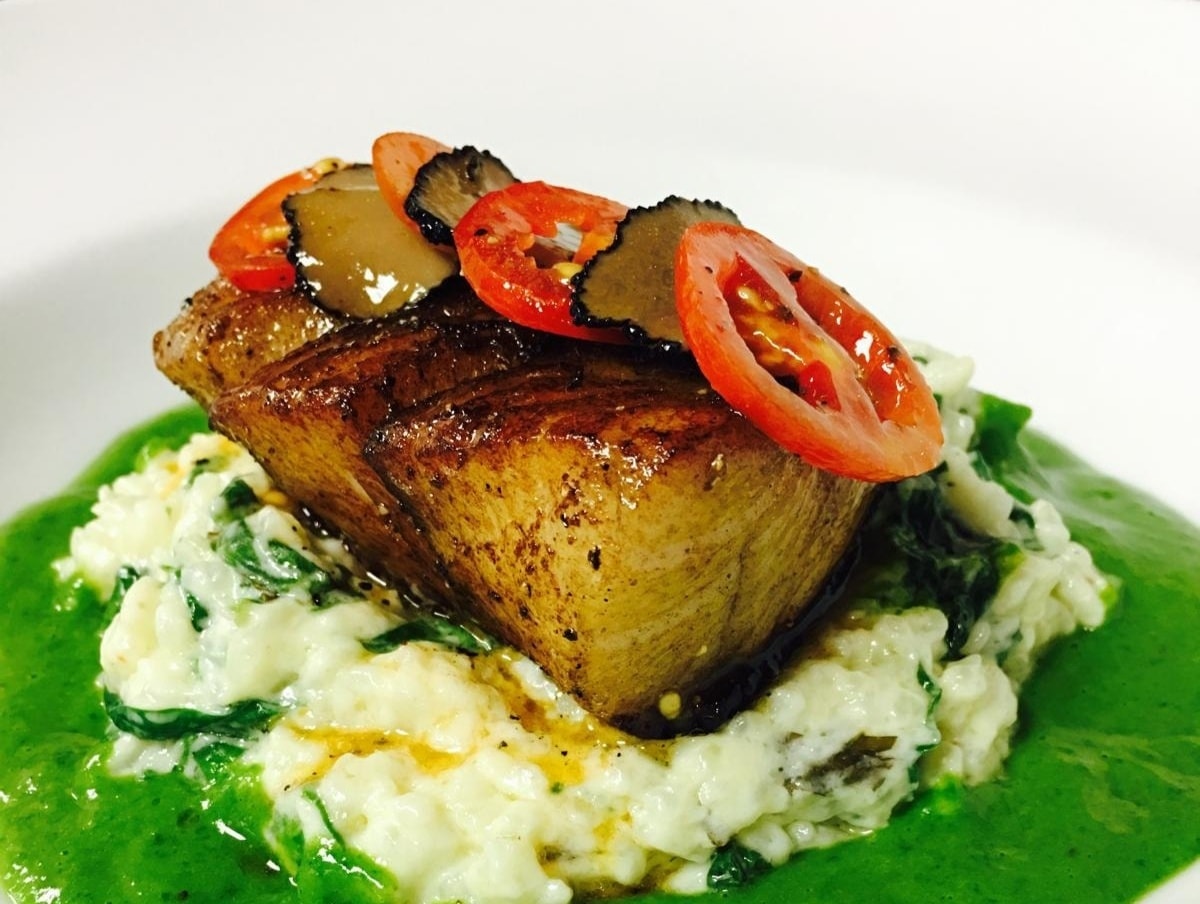Filete de guachinango marinado con salsa de tamarindo